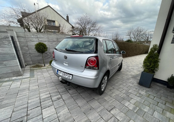 Volkswagen Polo cena 11900 przebieg: 197723, rok produkcji 2005 z Ostrowiec Świętokrzyski małe 562